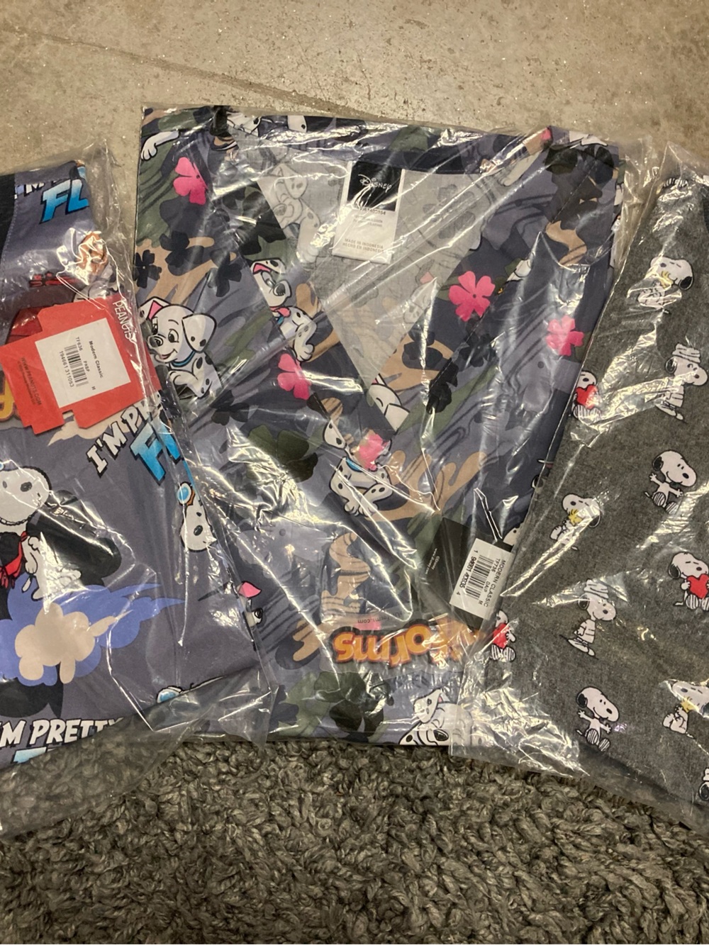 Lot of 3 Dog Lover Scrub Tops Med Snoopy Disney